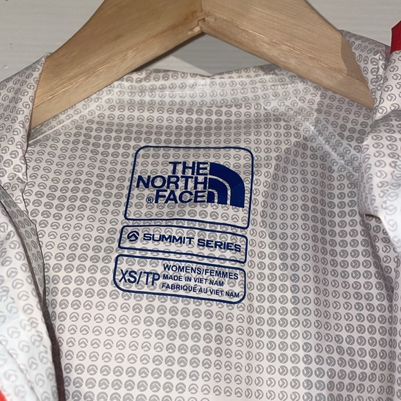 The North Face Summit Series Radiant Orange Lightweight Jacket - Picture 4 of 6